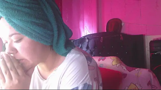 Snapshot of NikkiRous_ chatting on 07-16-26, 01:50 NikkiRous online show from 07-16-26, 01:50