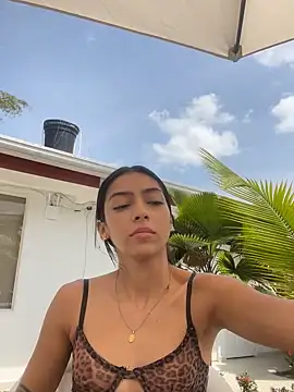 Ema azel online show from 01-14-25, 04:50