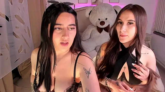 cami cruzz online show from 10-22-25, 10:42