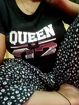 Snapshot of Im_Cute chatting on 01-19-25, 06:32 Im Cute online show from 01-19-25, 06:32