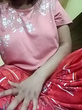 Snapshot of Im_Cute chatting on 02-15-25, 07:28 Im Cute online show from 02-15-25, 07:28