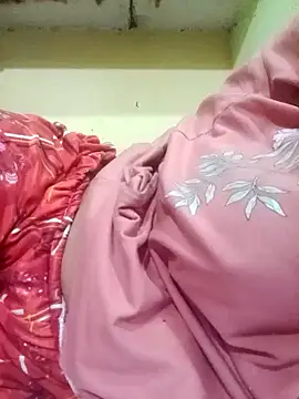 Snapshot of Im_Cute chatting on 02-16-25, 10:21 Im Cute online show from 02-16-25, 10:21