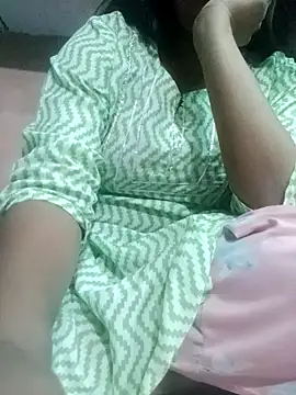 Snapshot of Im_Cute chatting on 03-18-25, 06:59 Im Cute online show from 03-18-25, 06:59