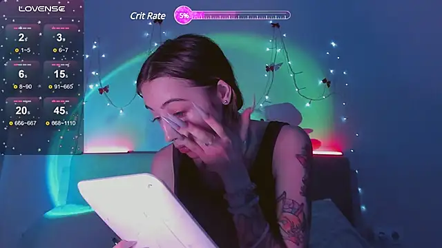 Snapshot of MelodyElf chatting on 02-02-25, 02:45 MelodyElf online show from 02-02-25, 02:45