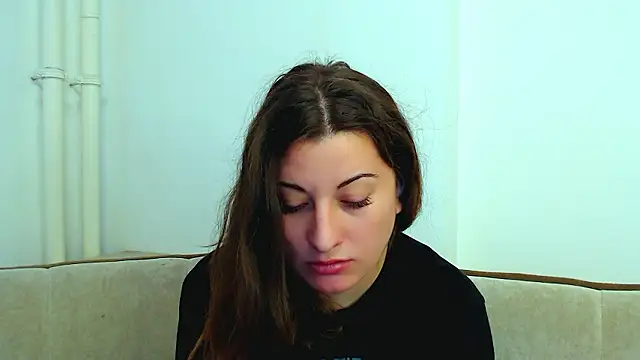 Helen Adams  online show from 12-02-24, 08:09