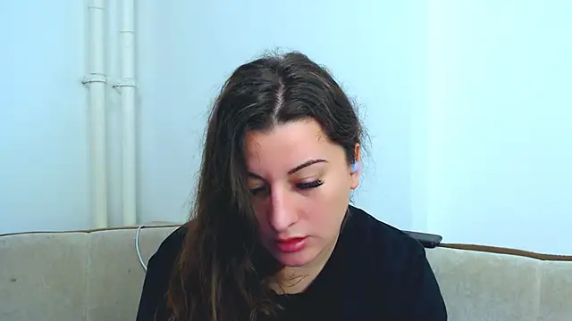 Helen Adams  online show from 12-24-24, 04:33