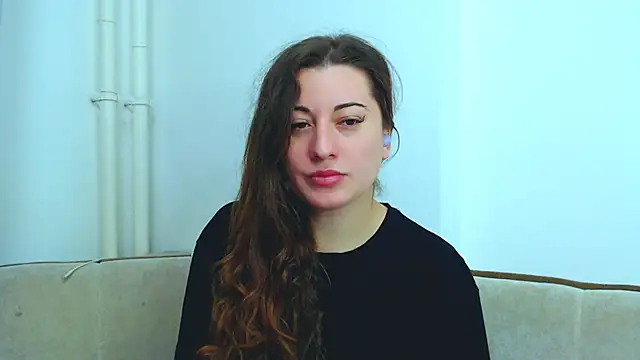 Helen Adams  online show from 01-10-25, 04:44