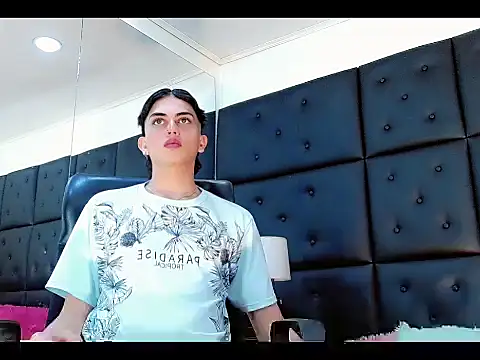 Daniela Pink  online show from 02-04-26, 08:03