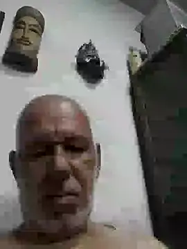 FabiQuilmes online show from 01-12-25, 03:39