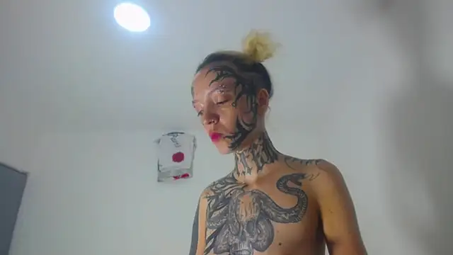 Snapshot of barbara_anal_squirt_ chatting on 04-30-26, 05:36 barbara anal squirt online show from 04-30-26, 05:36