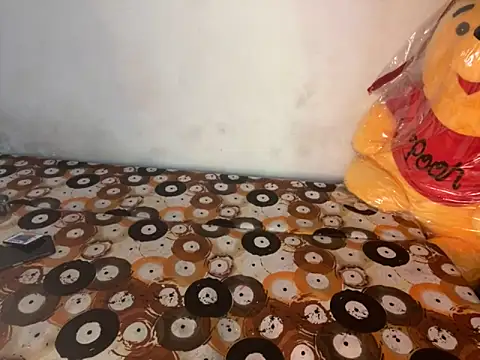 shuhana  online show from 09-27-25, 12:59