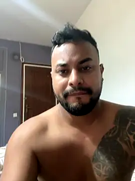 erick31jose online show from 12-05-25, 08:27