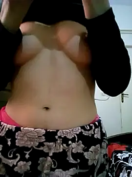 Snapshot of altinya chatting on 03-02-25, 03:27 altinya online show from 03-02-25, 03:27