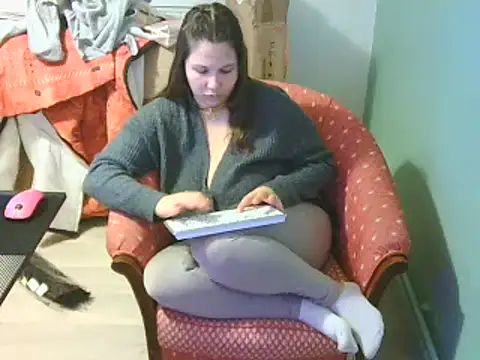 minette-sexy online show from 12-18-24, 06:35