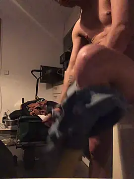 Kiss me2507 online show from 02-02-25, 10:17