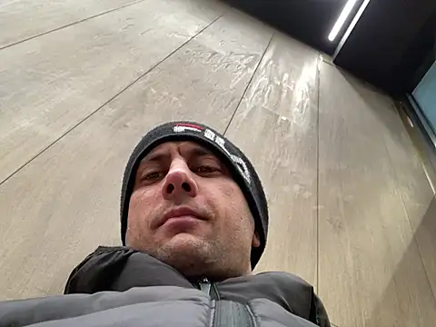 Kiss me2507 online show from 02-18-25, 11:08