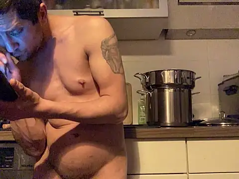 Kiss me2507 online show from 02-26-25, 08:54