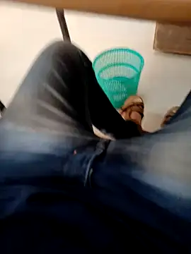 Snapshot of sexoooj chatting on 11-05-25, 10:37 sexoooj online show from 11-05-25, 10:37