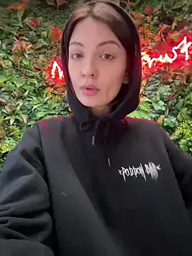 BabeRainbow online show from 12-12-24, 09:51