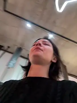 BabeRainbow online show from 02-06-25, 12:16