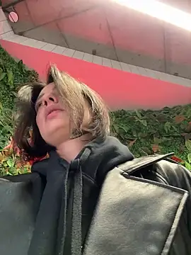 BabeRainbow online show from 02-11-25, 09:09