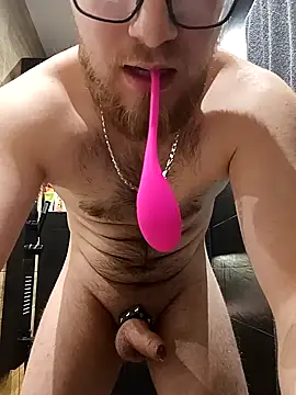 Sweet bear69 online show from 02-11-25, 08:10