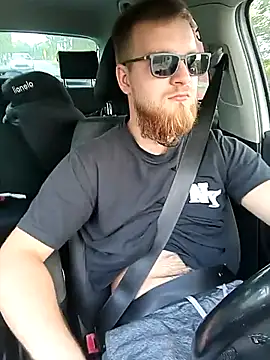 Sweet bear69 online show from 09-19-25, 01:23