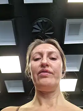 Snapshot of Miss____Mia_ chatting on 01-26-25, 11:17 Miss    Mia  online show from 01-26-25, 11:17