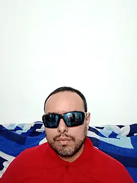 Snapshot of ElSunEagle chatting on 03-25-26, 02:17 ElSunEagle online show from 03-25-26, 02:17