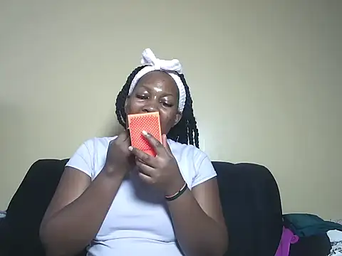 Mila Melanie online show from 10-15-25, 11:32