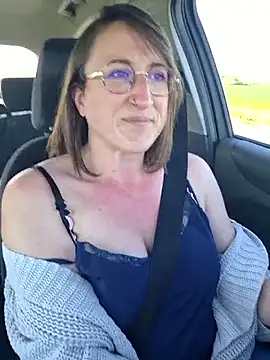 minierose online show from 04-10-26, 02:55