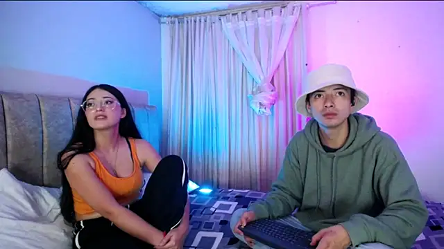 Pinkandyellowpokemon online show from 03-25-26, 12:27