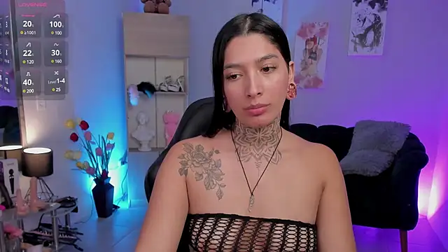 Snapshot of LouaneBourVip chatting on 01-20-25, 02:57 LouaneBourVip online show from 01-20-25, 02:57