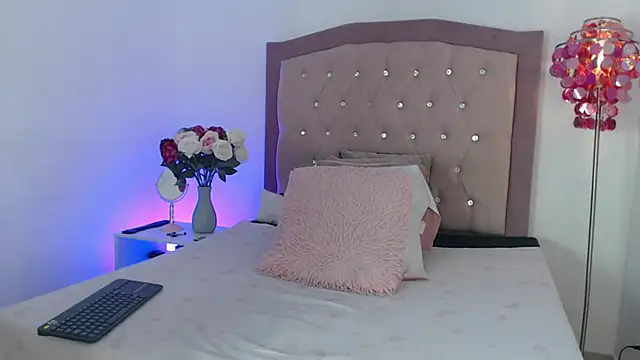 AnnadirtyXo online show from 01-14-26, 03:56