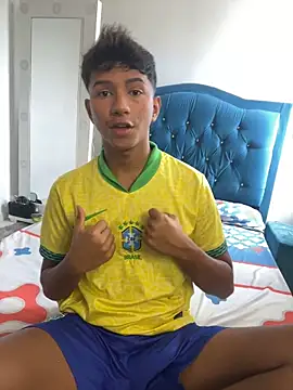 Leonarrrd 01 online show from 09-23-25, 08:23