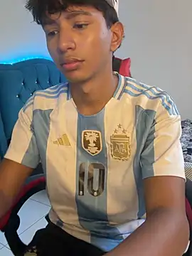 Leonarrrd 01 online show from 02-03-26, 10:48