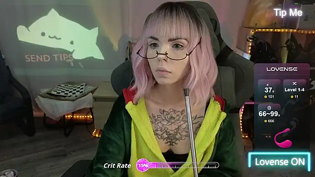 Kerry Kirk online show from 11-19-25, 09:04