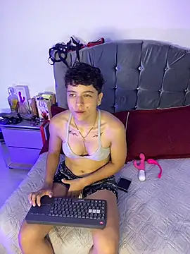 Antonella Cruz02 online show from 05-18-26, 04:07