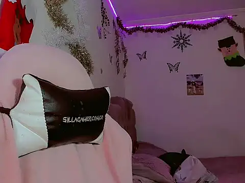 madisonx17 online show from 01-11-26, 12:26