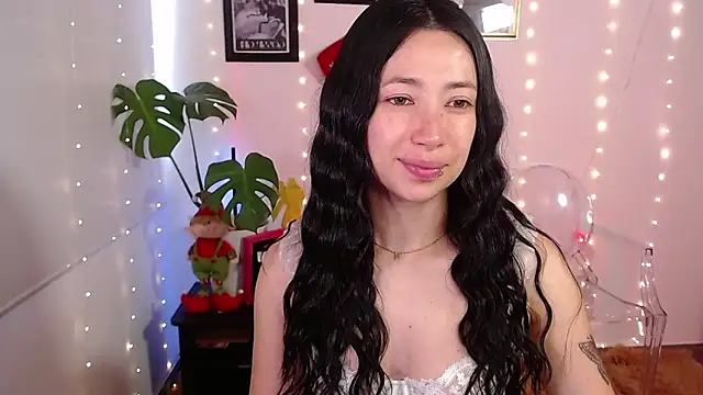 lilyy evanss online show from 12-10-24, 10:16