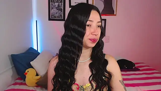 lilyy evanss online show from 02-17-25, 09:41