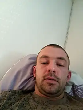 Snapshot of magicSeX4You chatting on 02-21-25, 03:32 magicSeX4You online show from 02-21-25, 03:32