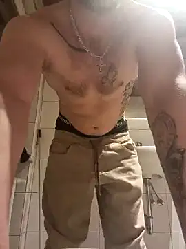 Snapshot of magicSeX4You chatting on 02-23-25, 10:42 magicSeX4You online show from 02-23-25, 10:42