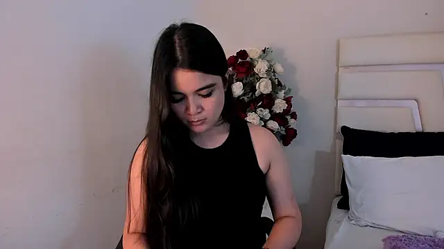 CamilaSofiia online show from 01-17-25, 11:29