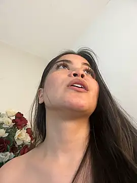 CamilaSofiia online show from 03-16-25, 10:42
