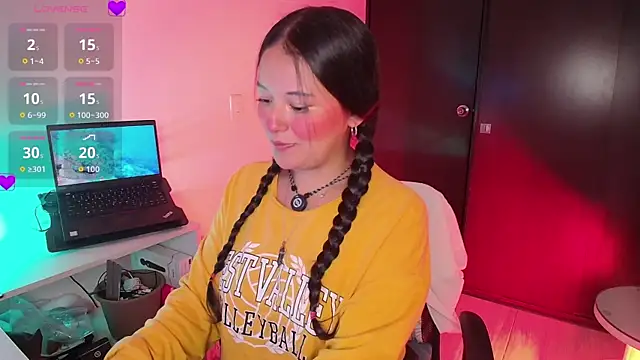 Lexie Thompson10 online show from 06-09-26, 12:11