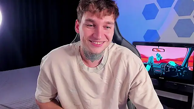 Chris Tyson online show from 09-13-25, 01:49