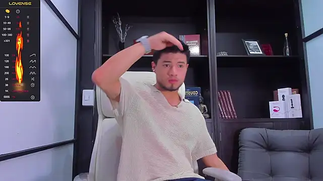 EdwardRoss  online show from 02-10-25, 08:00