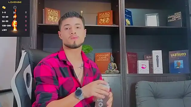 EdwardRoss  online show from 09-26-25, 08:35