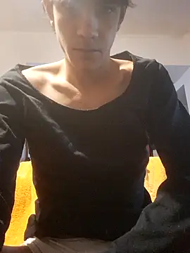 LYZBORNHD online show from 10-13-25, 09:48